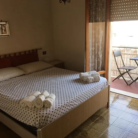 Simo House فولّونيكا